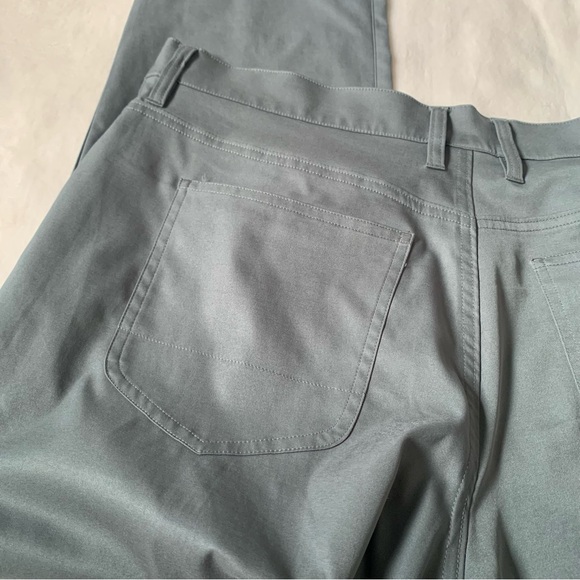 Travis Mathew Men’s Green Stretchy Pants Men's Size 36 - Picture 10 of 11